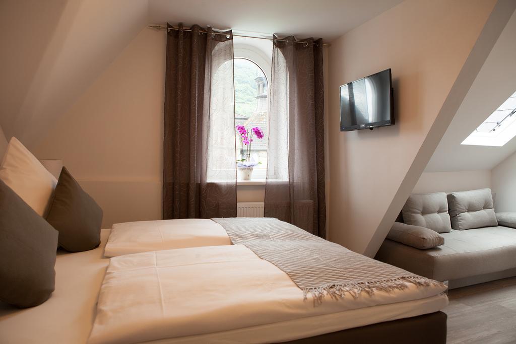 Hotel Ravene Cochem Exterior foto