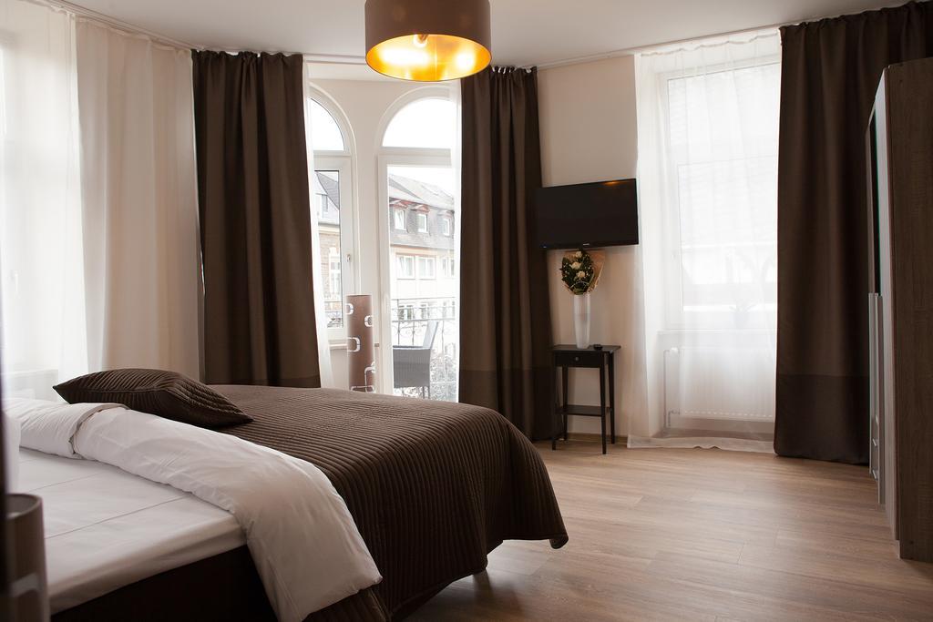 Hotel Ravene Cochem Exterior foto
