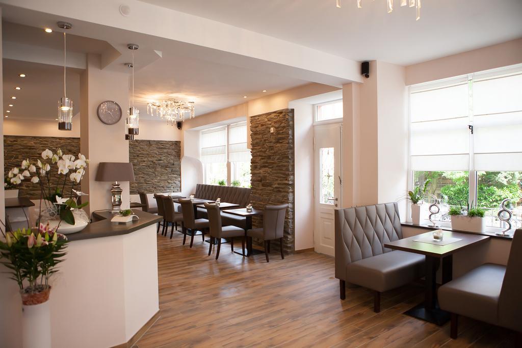 Hotel Ravene Cochem Exterior foto